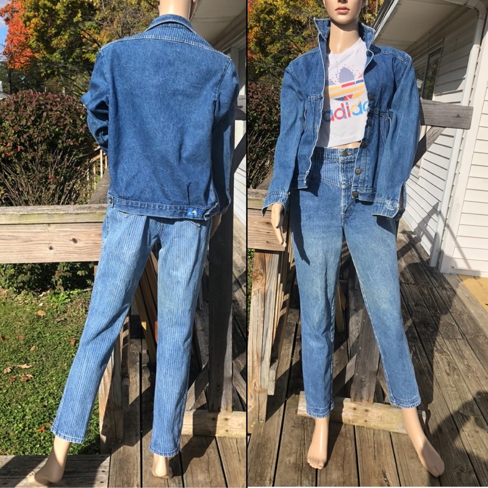 - Vintage Chic Denim Pinstripe Jacket/Jean Set! EUC!